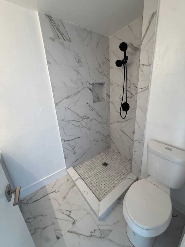 Photo - 1290 Highlands Dr Unidad C