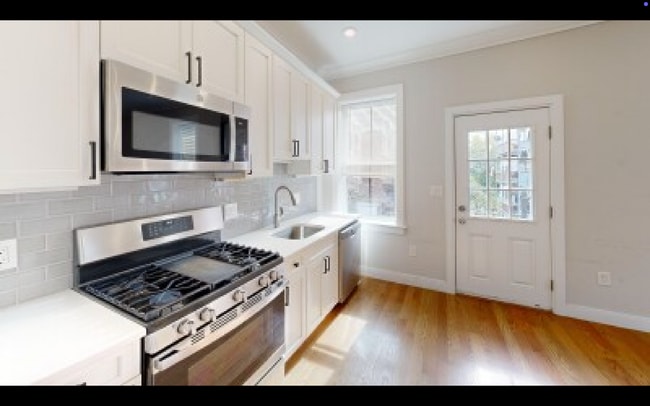 Building Photo - 101 Porter St Unit #4 Rental
