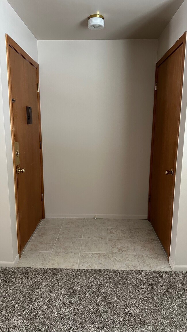 Entryway - 5460 SW 12th Ter Unidad #4