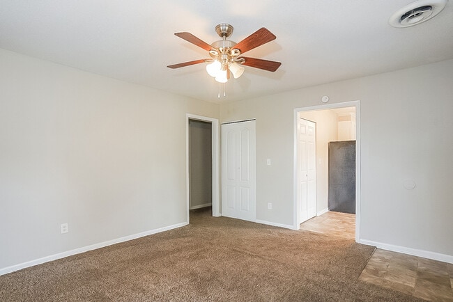 Photo - 2819 Lumpkin Rd