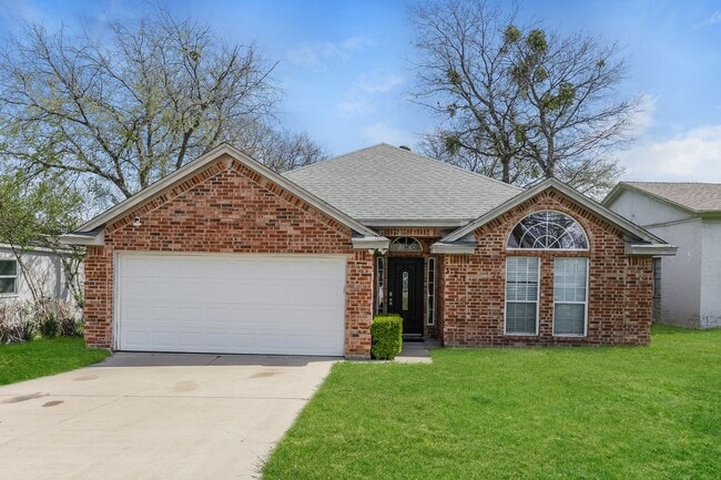 Photo - 321 Meadow Park Dr