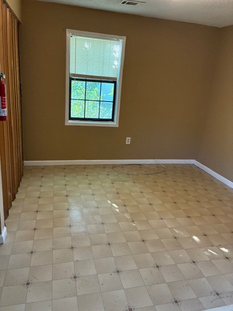 Photo - 1930 Williams Dr