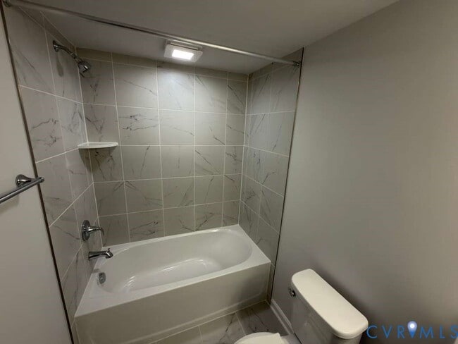 Photo - 435 Burden Dr