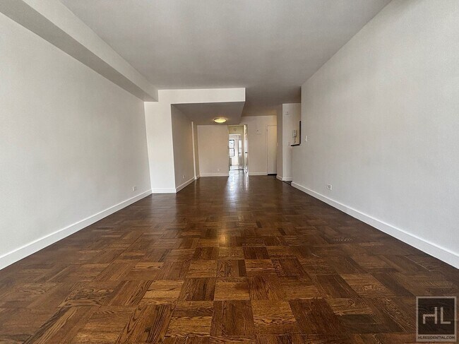 Photo - EAST 63 STREET Unidad 12K