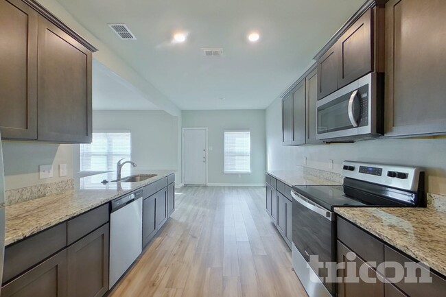 Photo - 1917 Belmont Dr