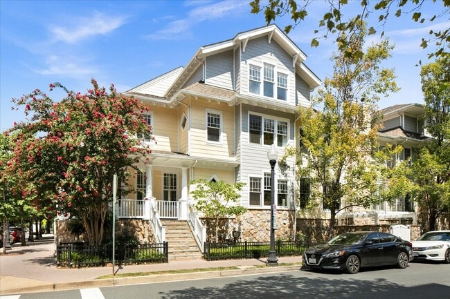 Photo - 2863 11th St N