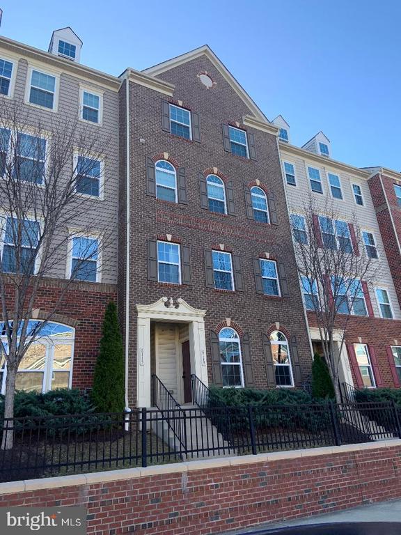 Building Photo - 8115 Greenbelt Station Pkwy Rental
