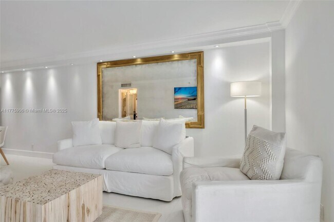 Photo - 2401 Collins Ave Unit 1805