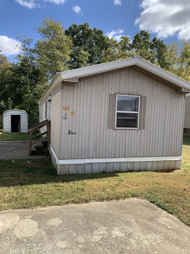 Building Photo - 154 Zackary St