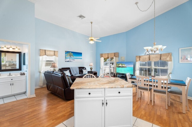 1143 Nettles Blvd Unit SI ID1537524P