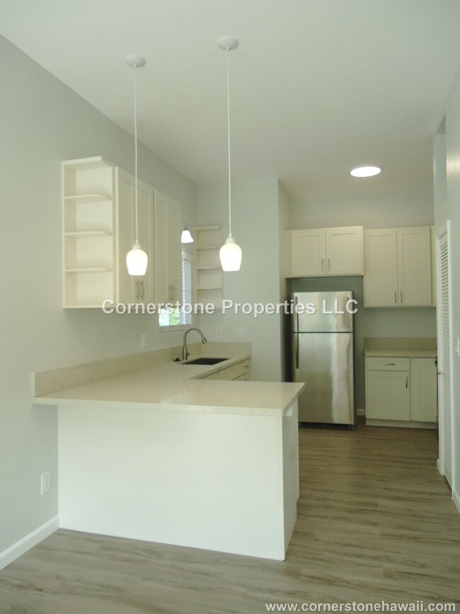 Photo - 5029 Kilauea Ave