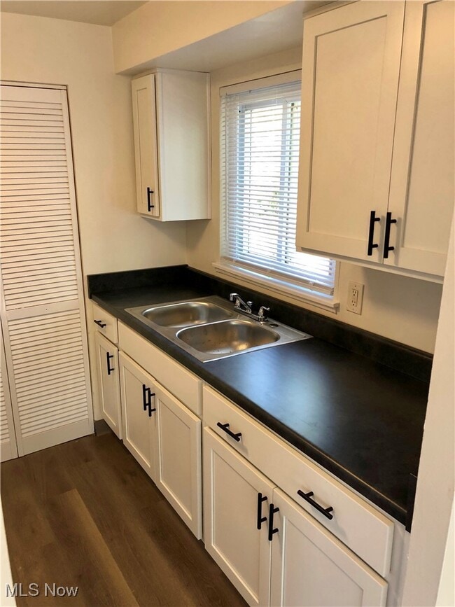 Photo - 2789 Noble Rd