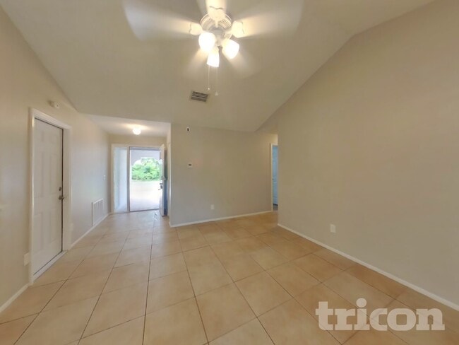 1631 Spring Lake Dr