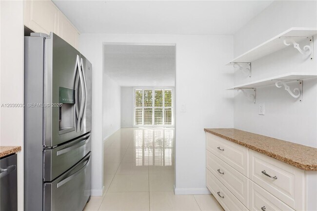 Photo - 210 Seaview Dr Unit 207
