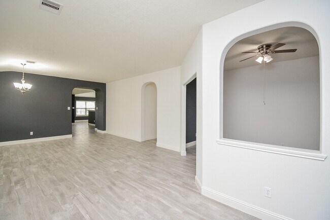 Photo - 7519 Muley Ln