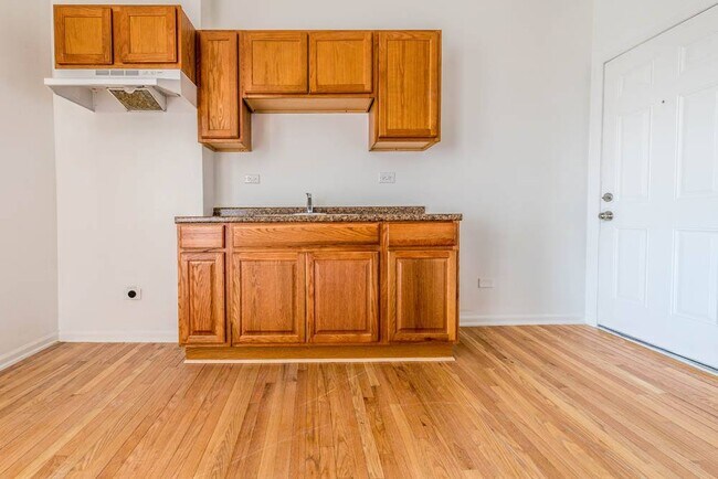 Photo - 705 S Lawndale Ave