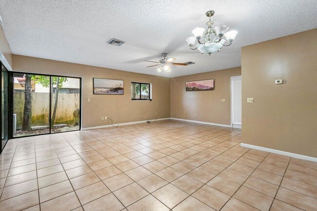 Photo - 2780 Norfolk Pine Ct