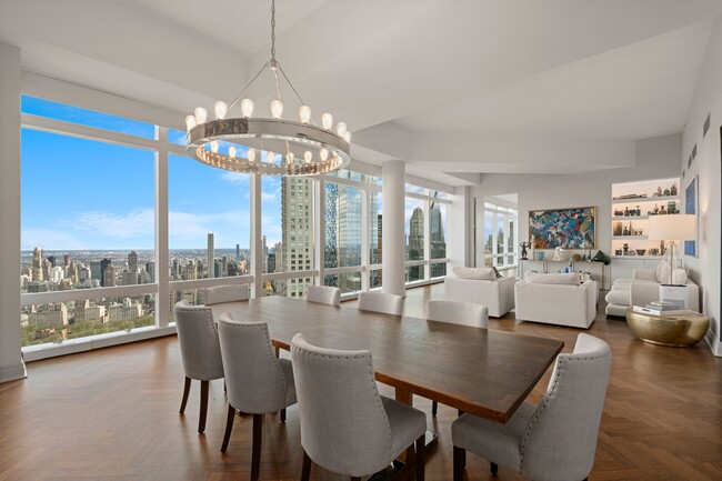 Photo - 25 Columbus Cir Condo