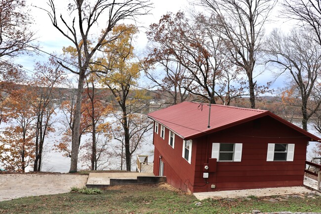 Photo - 386 River Terrace Dr