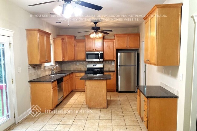 Photo - 1531 Boulder Walk Dr SE
