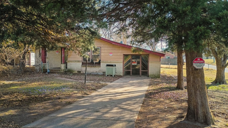 Photo - 500 McLain St