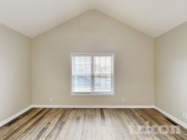 Photo - 629 Wolfchase Dr