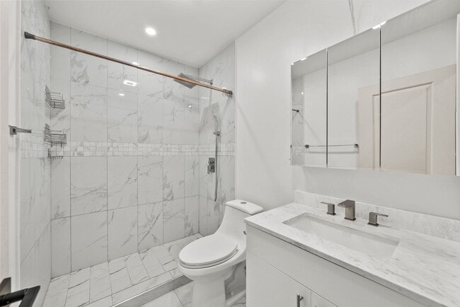 2321 W Avenue M4