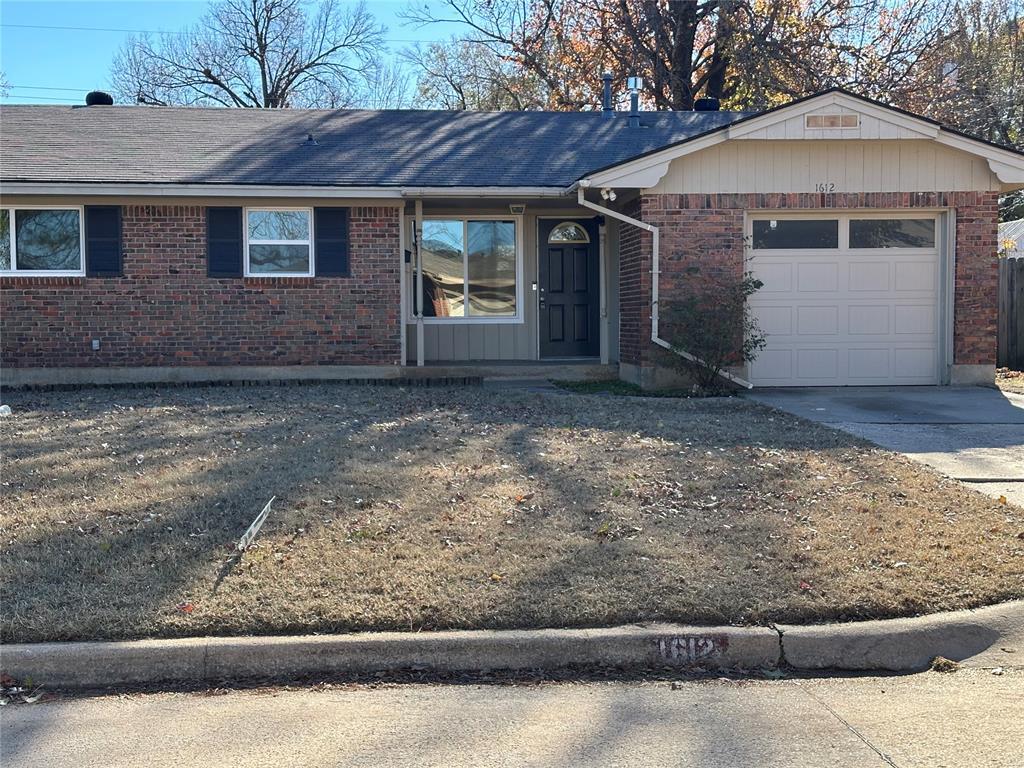 Photo - 1612 Cherry Stone St