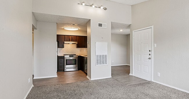 Creekside Apartment Homes