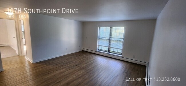 Photo - 107 Southpoint Dr