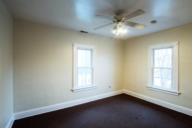 Photo - 511 W Marion St Unit 2