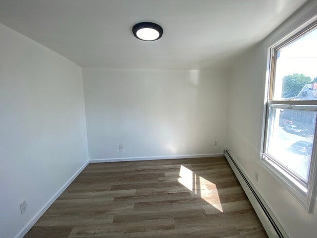 Photo - 23 Belmont Ave