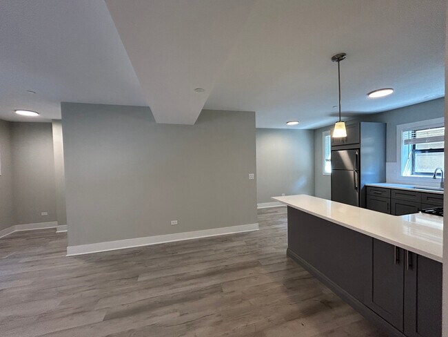 Photo - 1131 Oak Ave