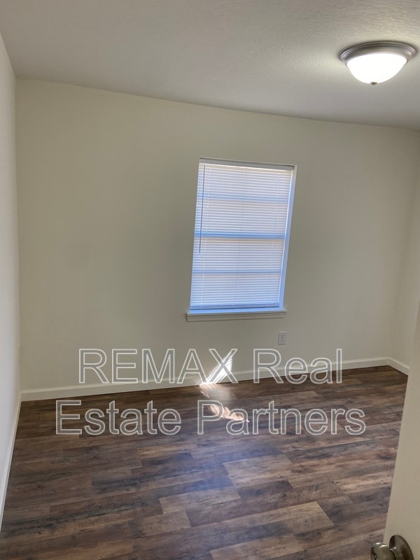 Photo - 124 Stevens St