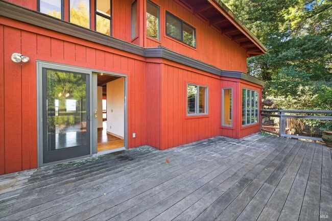 Photo - 2299 Sobre Vista Rd