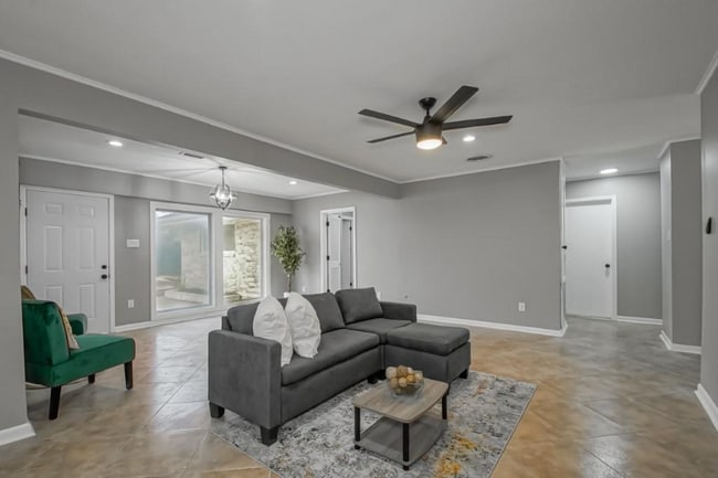 Photo - 2664 Danbury Dr