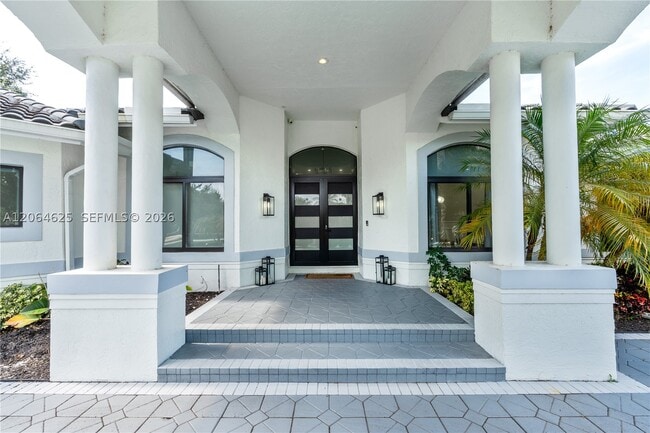 11302 NW 9th St