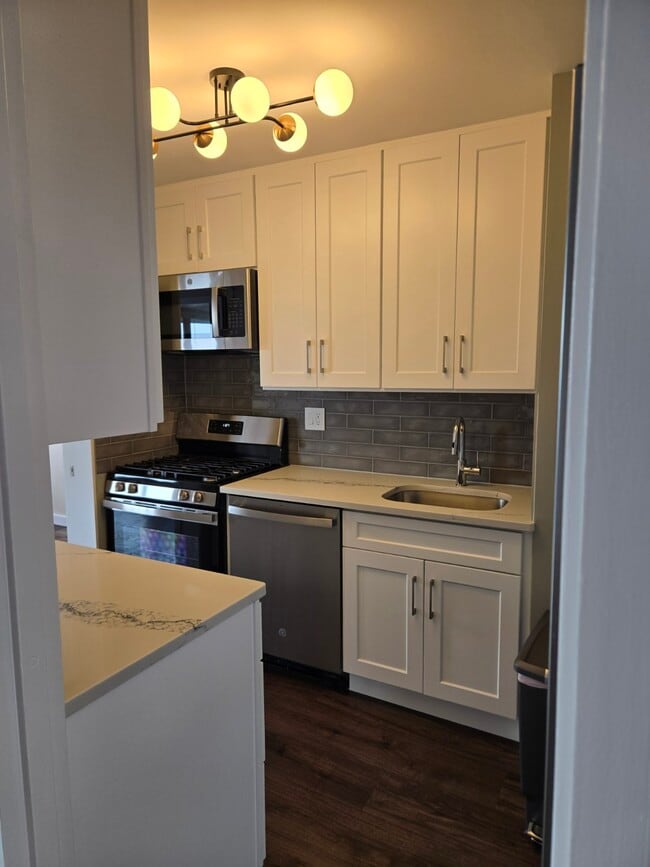 Photo - 50 Glenbrook Rd Unidad 11F