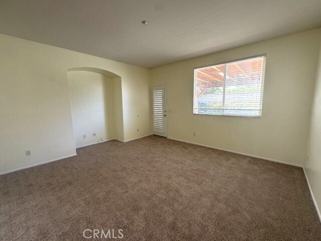 Photo - 15535 Caroline St