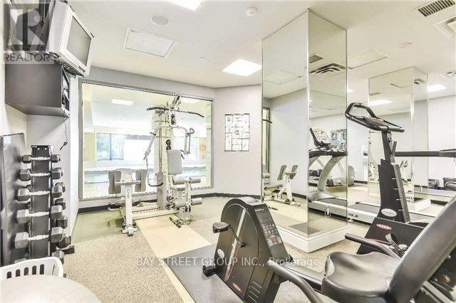 Photo - 21 Hillcrest Ave Unit 702