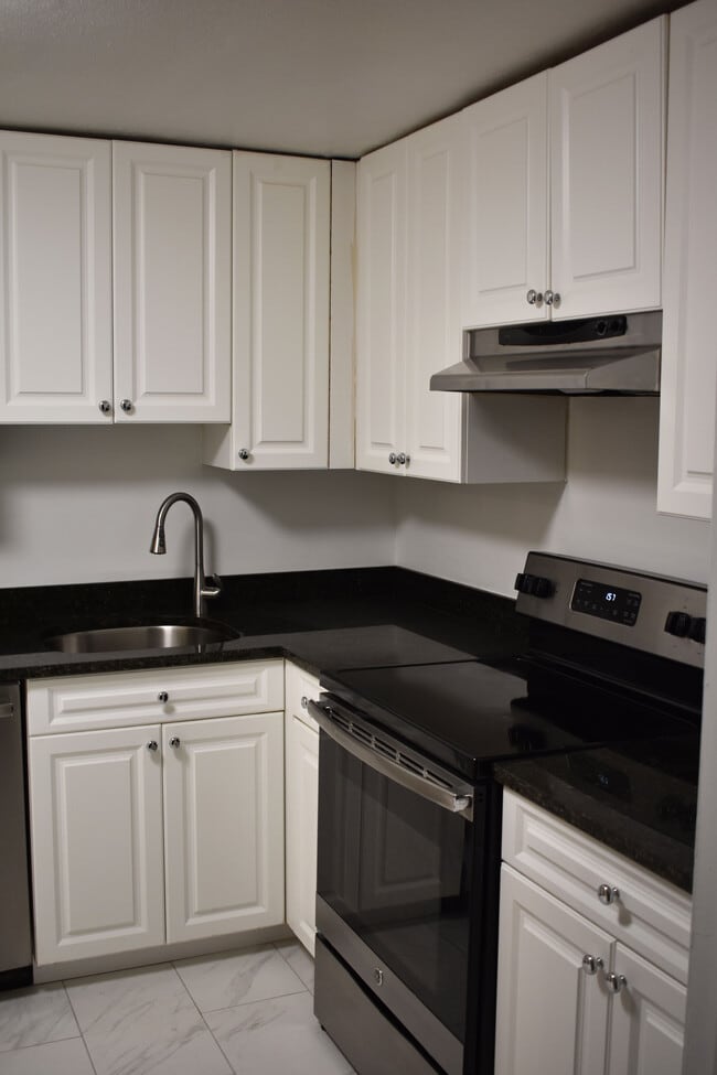 Photo - 269 Harvard St Unidad 1