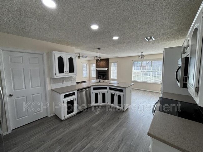 Photo - 8812 Skypark Dr