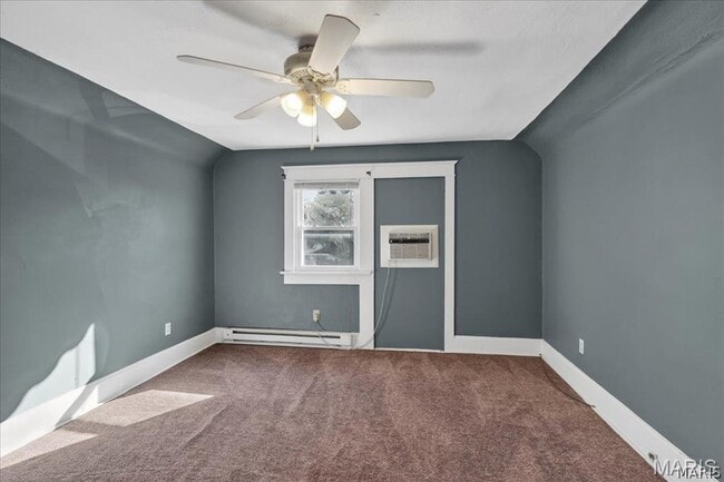 Photo - 221 Lebanon Ave