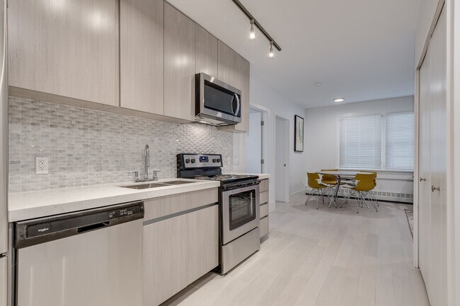 Photo - 1425 Haro St Unit 203