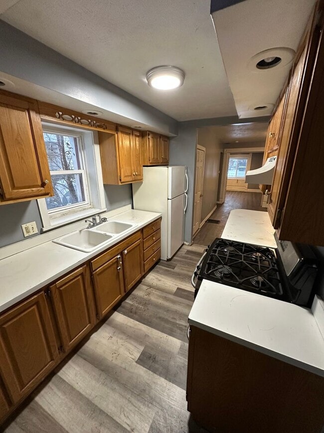 Photo - 421 W Lawrence St Unit 421 West Lawrence Street- 1