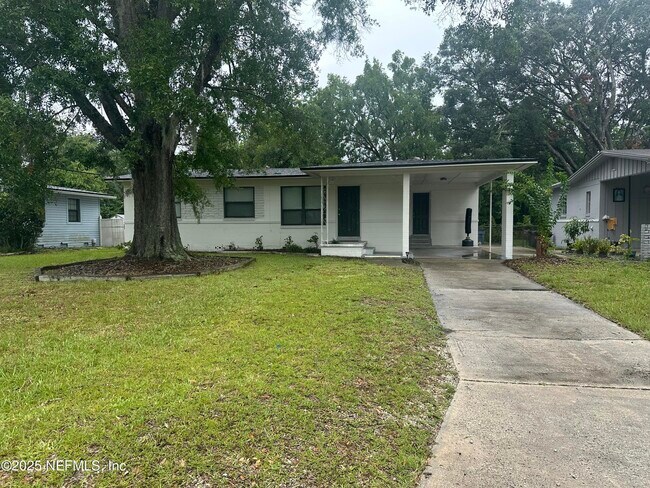 Photo - 5714 Norde Dr W House