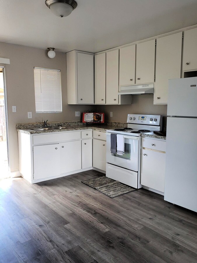 Photo - 401 Lincoln Ave Unit 1