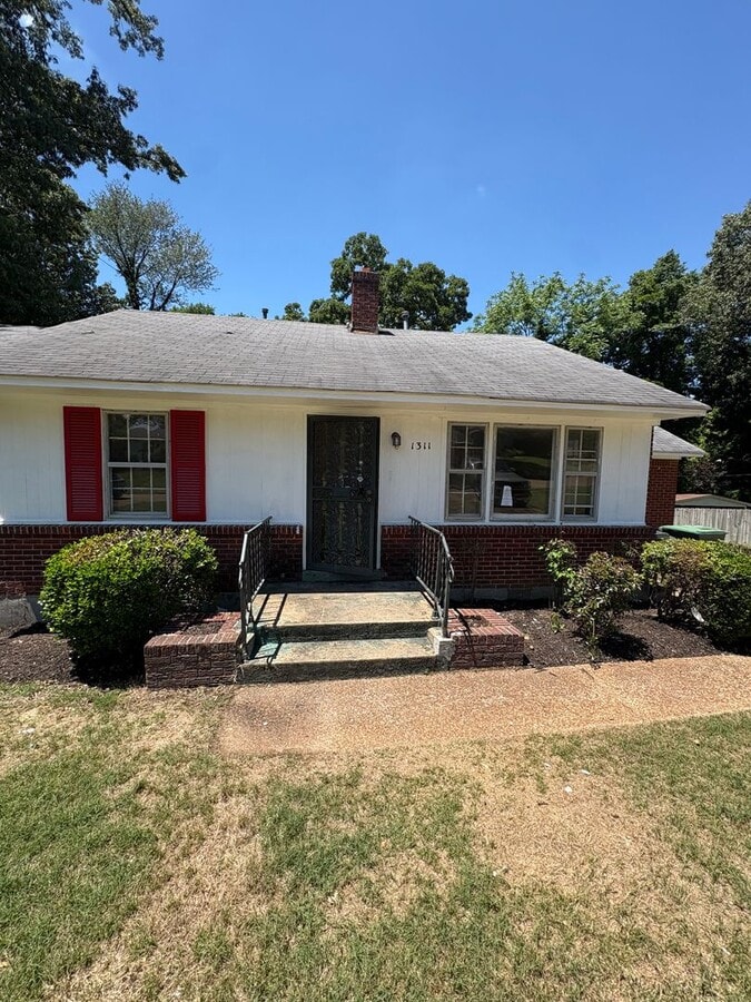 Photo - 1311 Parkland Rd