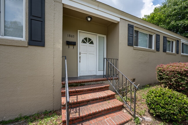 Photo - 1803 Heath St