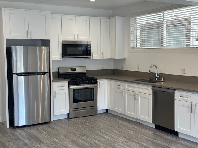 2140 Upgraded Kitchen - A40--Trojan Village Apartments